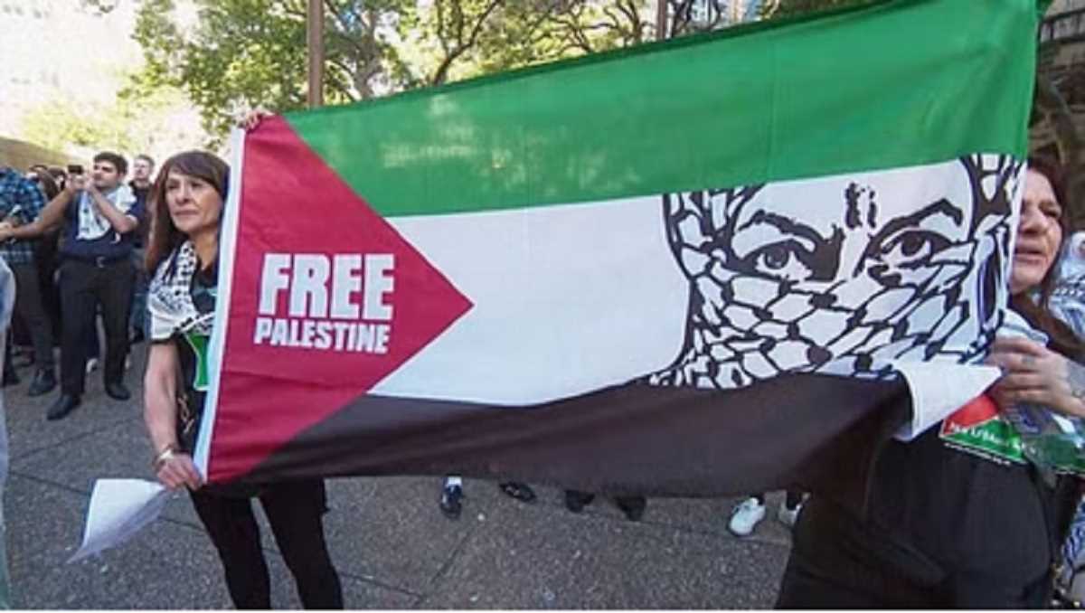 फिलिस्तीन के समर्थन में वेनेजुएला में निकाला मार्च